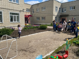 Мама, папа, я - футбольная семья! Мама, папа, я - футбольная семья!.