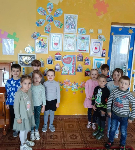 Крепка бывает та семья, где нет владений буквы "Я" Крепка бывает та семья, где нет владений буквы "Я".