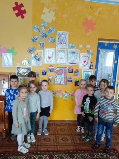 Реализация проекта "Семья - это мы, семья - это я!" в старшей группе "Буратино" Реализация проекта "Семья - это мы, семья - это я!" в старшей группе "Буратино".
